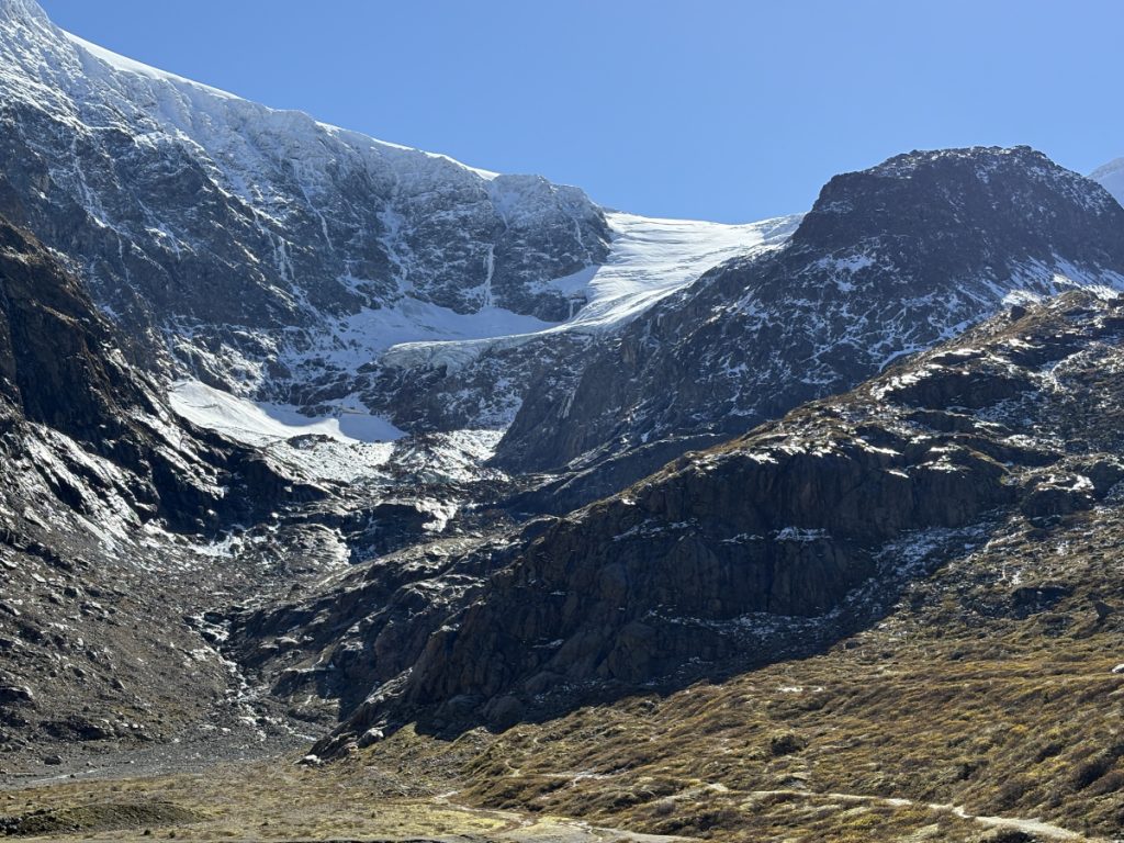 View of Steingletscher from mouth of stream